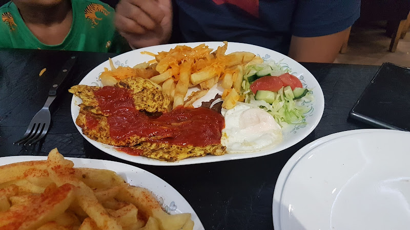 Crescent Grill House