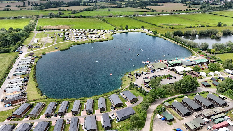 Croft Farm Water Park — Tewkesbury