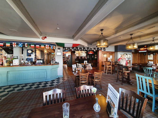 Cross Keys Arnold