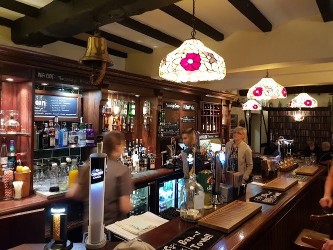 Cross Keys Country Pub