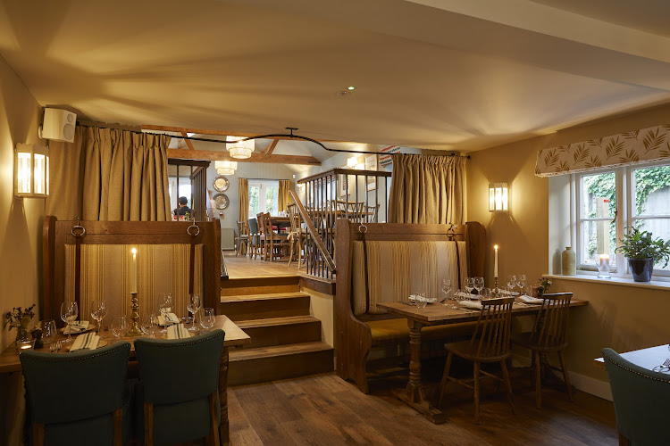Crown & Anchor, Ham — Marlborough