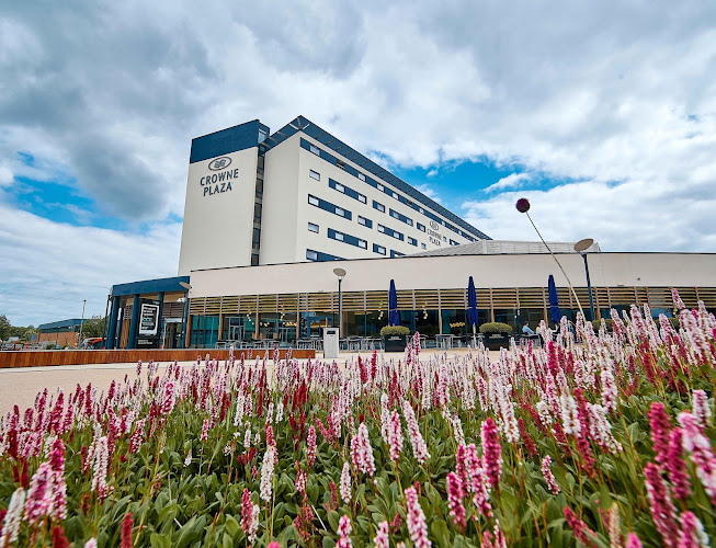Crowne Plaza Reading by IHG — Reading