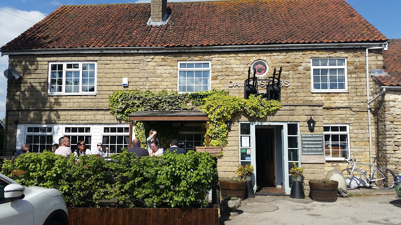 Dambusters Inn — Lincoln