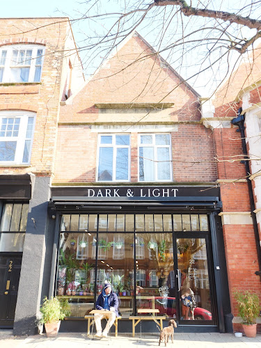 Dark & Light Coffee — London