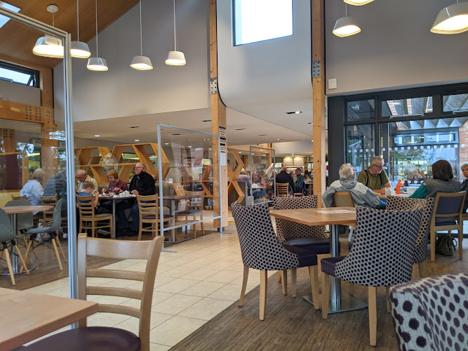 Dean's York Garden Centre