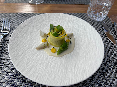 Deck Restaurant