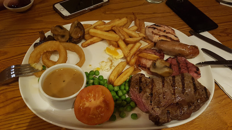 Derby Lodge Table Table — Liverpool