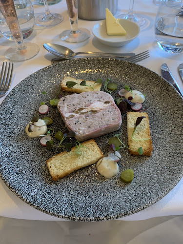 Dew Pond Restaurant — Nr Newbury