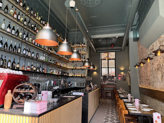 DI LORO — London