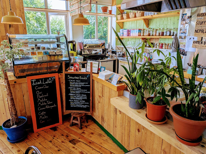 Earthlings - The healing Cafe — Newcastle upon Tyne