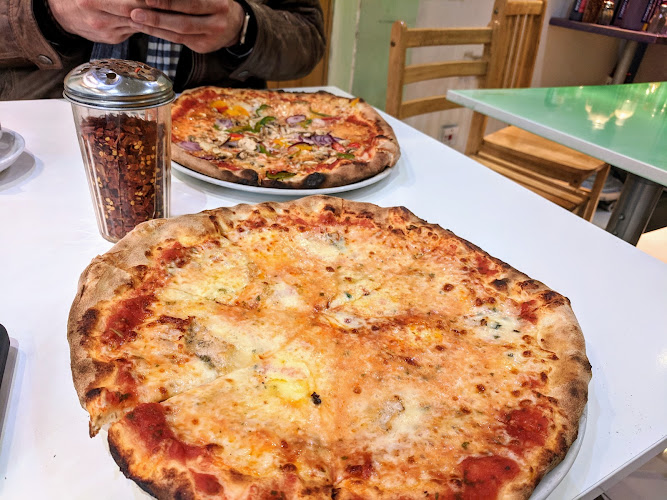 Ecco Pizza
