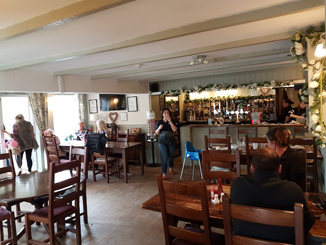 Elephant & Castle — Reading