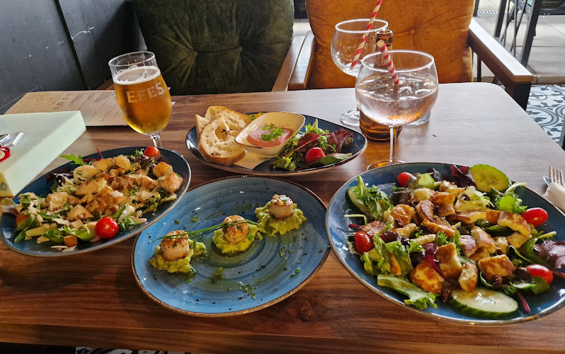 Envy | Eatery & Lounge
