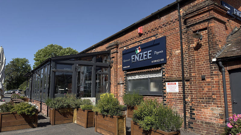 Enzee Brockenhurst Ristorante & Pizzeria