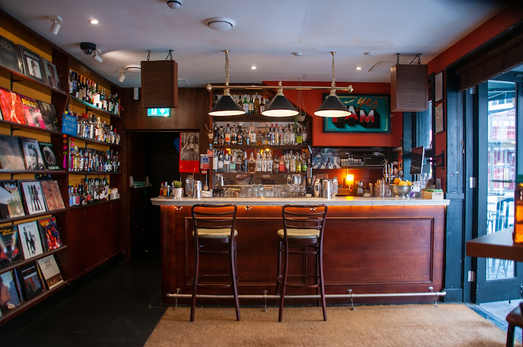 FAM Bar & Kitchen