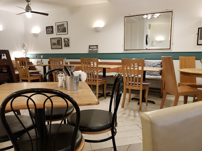 Fat Birds Cafe