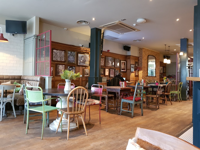 Finch's — London