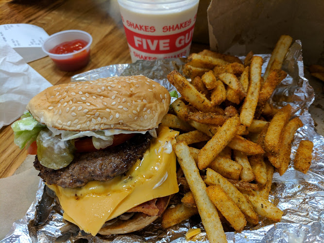Five Guys Burgers and Fries Cardiff The Red Dragon Centre — Cardiff