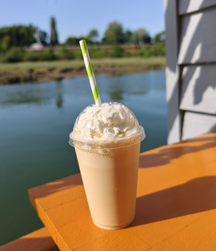 Floaters Café