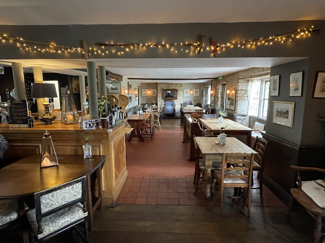Fostons Ash Inn