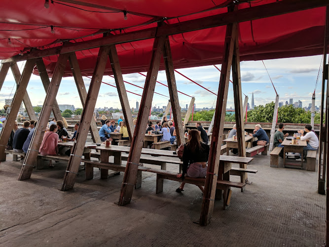 Frank's Cafe at Bold Tendencies — London