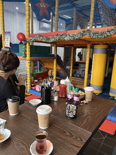 Fratello Café & Play — Croydon