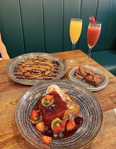 Fress Restaurant & Bar