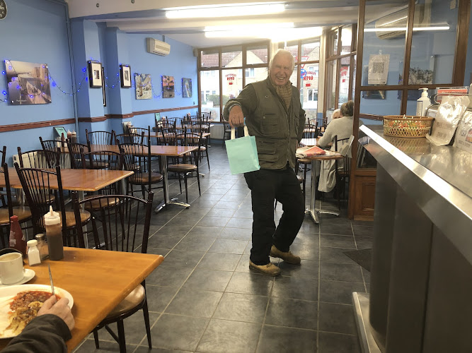 Friendly Café — Surbiton