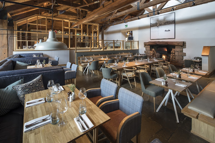 FYR Grill at North Lakes Hotel