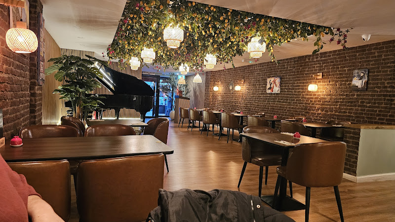 Genatsvale Georgian Restaurant