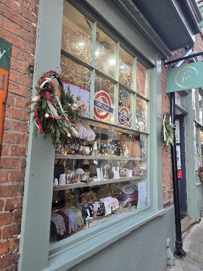 Gigi's Bar & Bistro