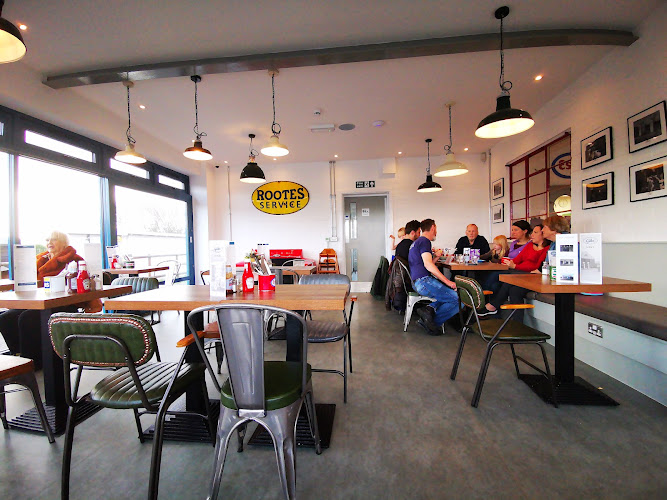 Gilks' Garage Café — Warwick