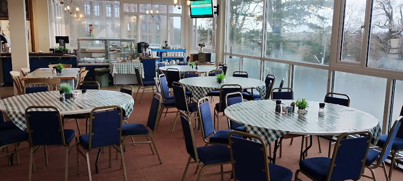 Gilly's Yard Café — Guildford
