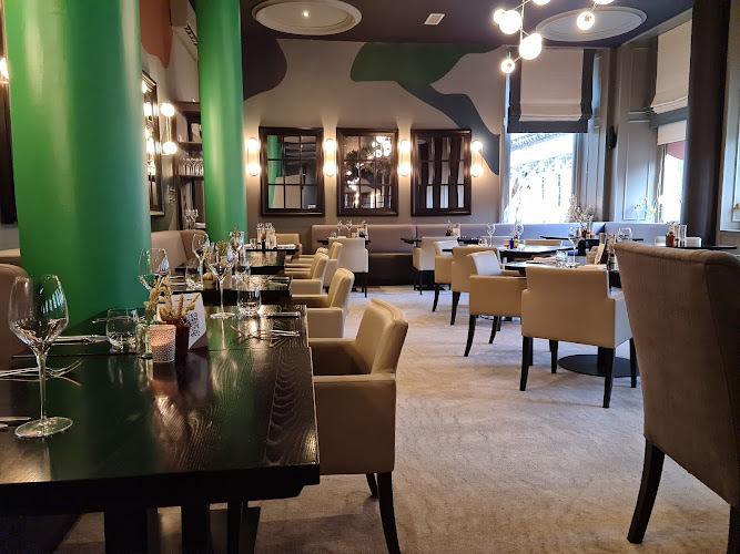Glaschu Restaurant & Bar