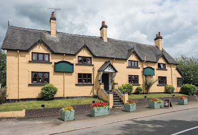 Golden Lion Hotel & Restaurant, Easenhall