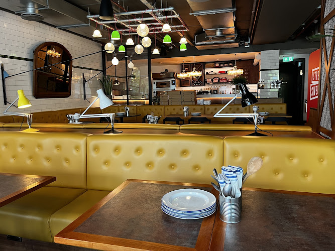 Gordon Ramsay Street Burger x Street Pizza - Liverpool