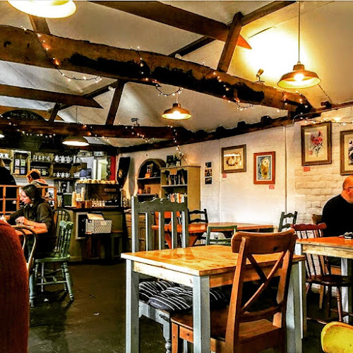 Grange Farm Café, Hasketon