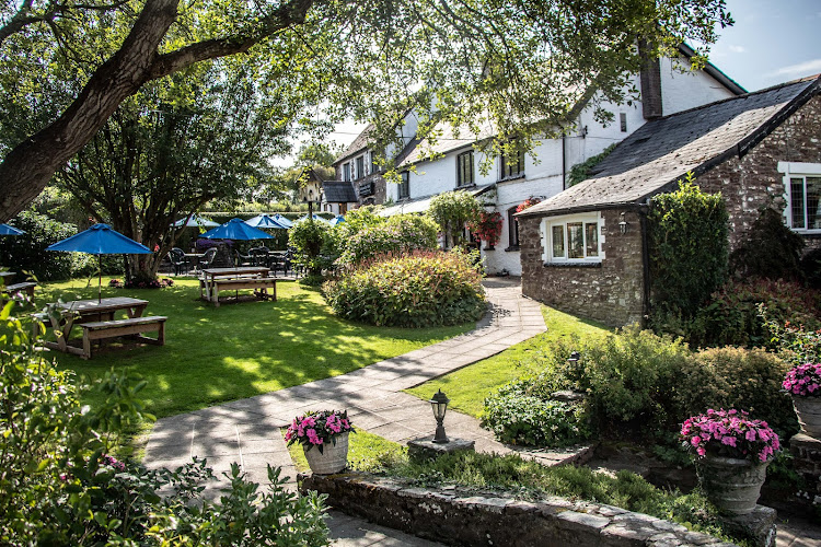 Greyhound Inn and Hotel Usk