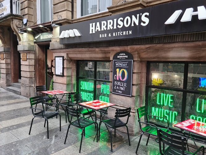 Harrisons Aparthotel, Bar & Kitchen