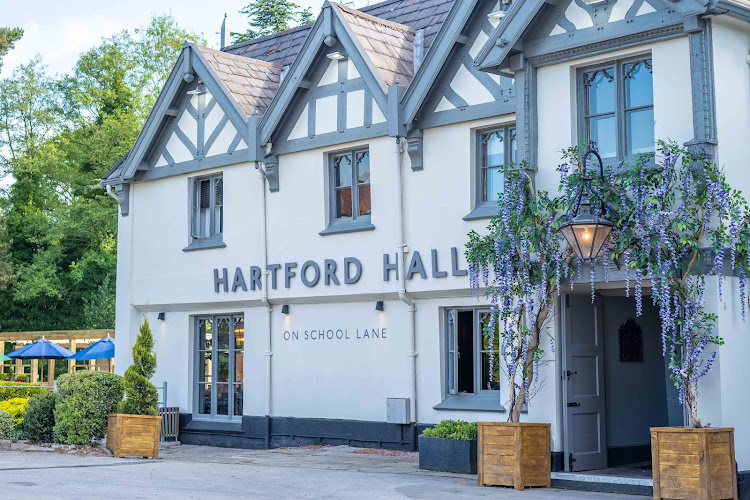 Hartford Hall, Hartford