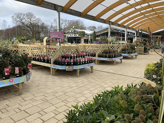 Haskins Garden Centre Snowhill — Crawley