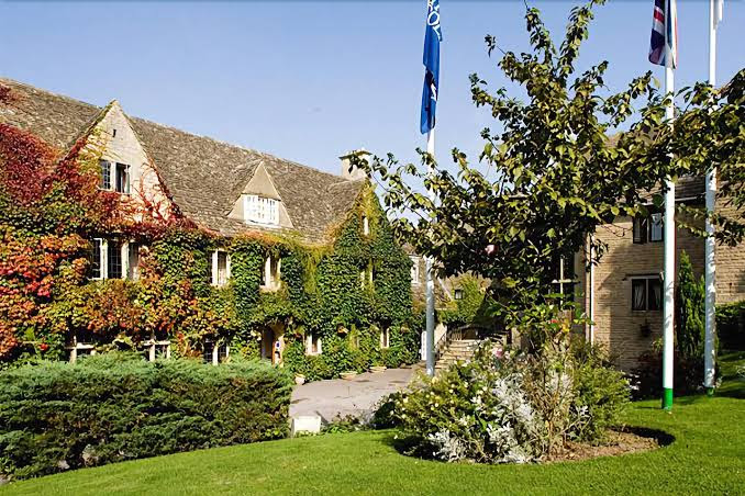 Hatton Court Hotel