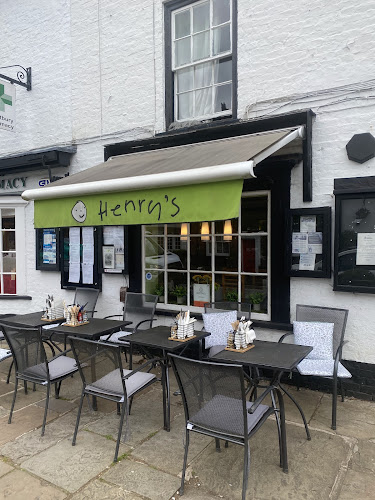 Henry's Cafe — Macclesfield