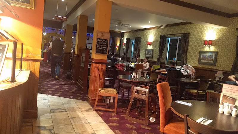 Hillfield Farm - Dining & Carvery