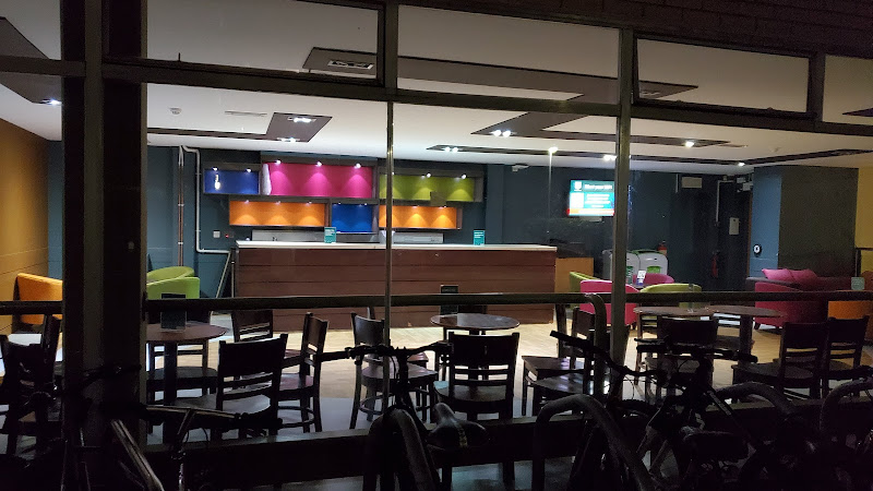 Hillside Food Court — Guildford
