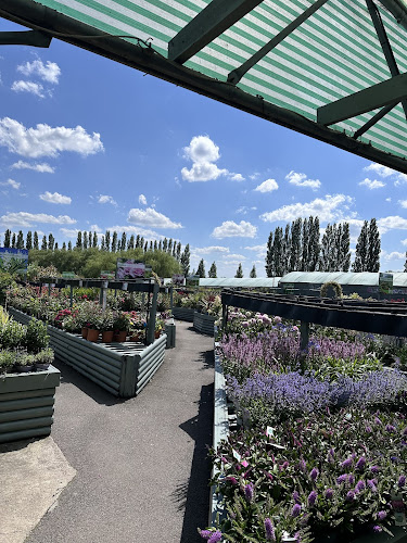 Hilltop Garden Centre — Coventry