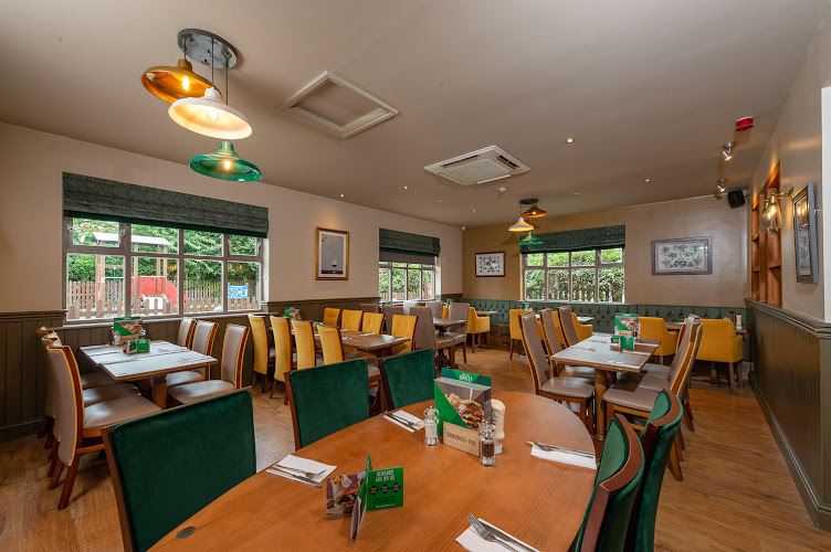 Honourable Pilot Cookhouse + Pub