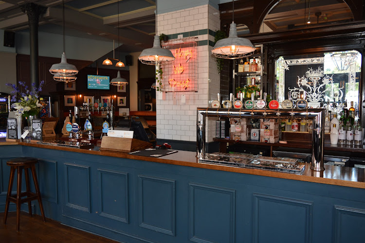 Hop Poles