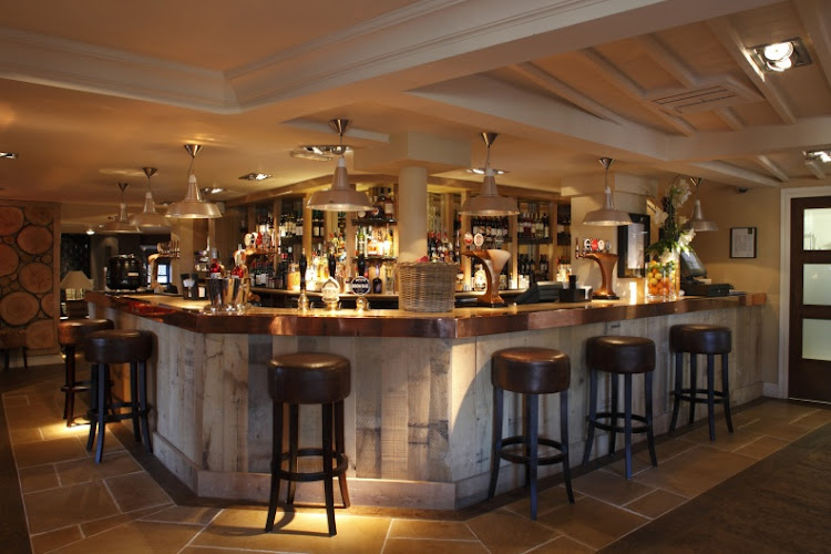 Horse & Groom Merrow