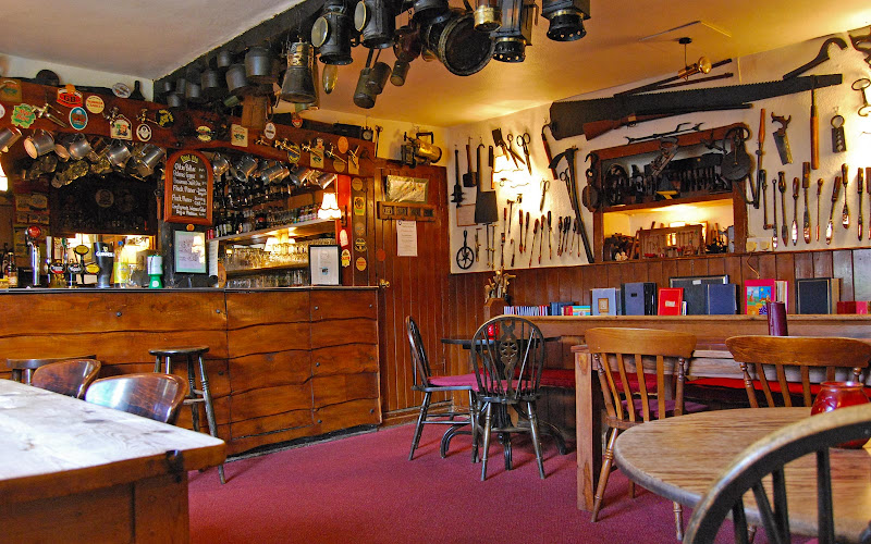 Horseshoe Inn — Salisbury